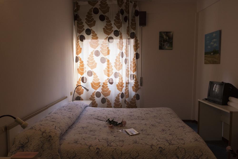Hotel Primavera Desenzano del Garda Extérieur photo