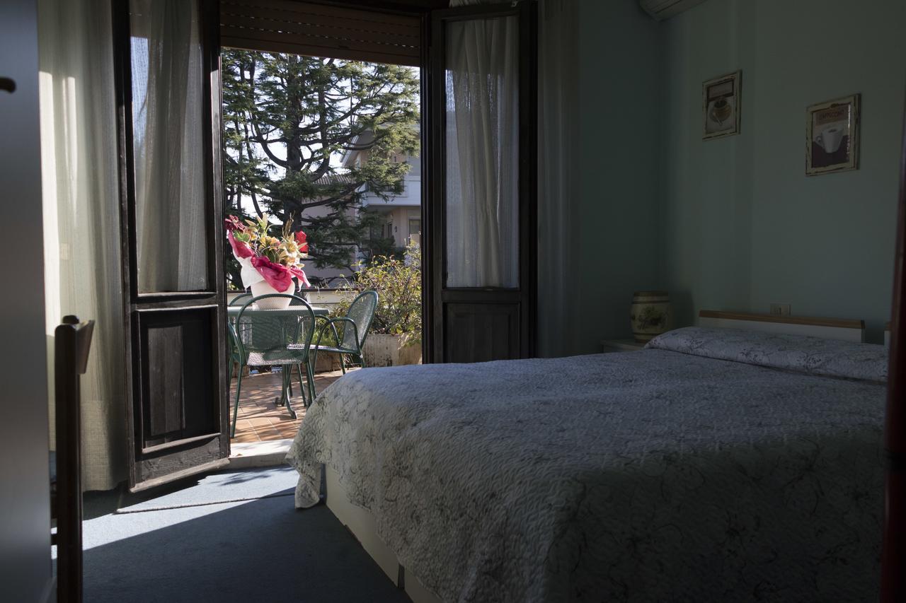 Hotel Primavera Desenzano del Garda Extérieur photo